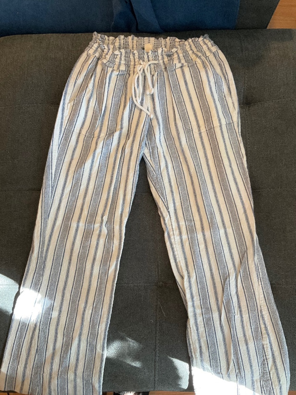 EUC Roxy Linen Blend Blue Stripe Pants Size Medium